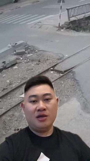 173K views · 310 reactions | #duet cùng @Driving Lessons Cách sửa khi bị quệt đầu xe 沈 #thầyan #hoclaixeoto Ưu đãi giảm ngay 2.000.000 đồng khi đăng ký - Còn 17 suất. 0984 711 001 Diệu Hiền 0931 306 123 Kim Chi rCsL ️ Nguồn: thayandaylaioto | Trường Dạy Lái Xe Lâm Gia | Facebook