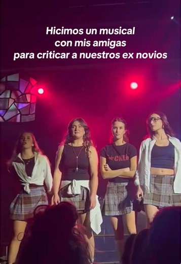 Vlog Musical: Crítica a Nuestros Ex Novios