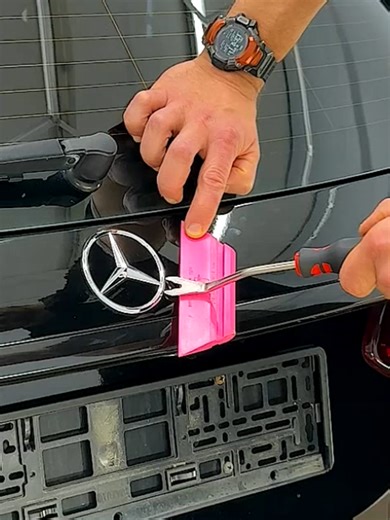 Mercedes E-Class Trunk Emblem Removal: Safe Guide 🛠️ Learn how to safely remove the Mercedes E-Class trunk emblem without damaging paint. This Carbon Cult guide covers heat control, adhesive removal, and surface prep. Essential before wrapping or debadging. Remove badges or always reinstall them? 🤔 #MercedesEClass #EmblemRemoval #DIYCar #CarbonCult #CarDetailing