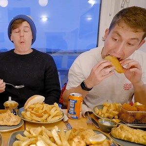 617K views · 11K reactions | The boys were left speechless for a minute 襤朗 | JOLLY | Facebook