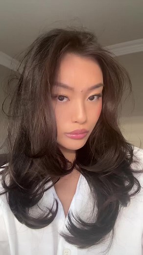 v i c t o r i a b e v r l y y i p