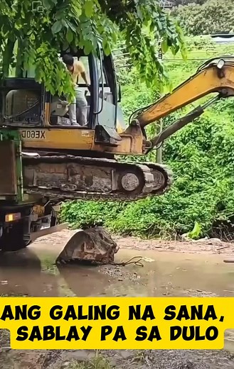 backhoe epic fail #virals #viralreels | Angkol Reyducs