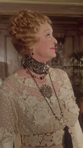 Old Hollywood on Instagram: "The queen’s quotes!💅 Remembering the iconic Bette Davis who passed away on this day, October 6, 1989. Here she is seen with Maggie Smith in ”Death on the Nile” (1978)! 🖤 #oldhollywood #oldhollywoodstars #bettedavis #oldhollywoodlegend #vintage #classichollywood #vintagehollywood #beauty #oldhollywoodglamour #oldhollywoodmovies #classics #deathonthenile #agathachristie #quotes #nostalgia #goldenage #1970s #1978"