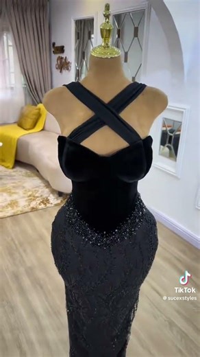 Stunning Black Dress Design 👗