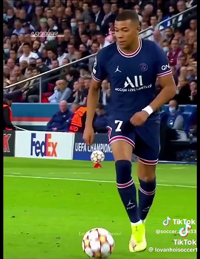 Soccer zone (@soccer.zone33)’s videos with original sound - Soccer zone