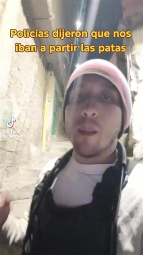 #Venezuela🇻🇪 Los Policías Estan Amenazando A Los Chamos En #Caracas