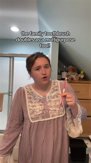 jaz on Instagram: "Why clutter your home (and mind) with dozens of overpriced, single-use tools when one humble toothbrush can do it all? In our family, the toothbrush isn’t just for teeth — it’s our secret weapon. A precision scrubber for jewelry, grout, rabbit paws, and stovetop corners. A detailing tool for shoes, window tracks, and antique buttons. One tool, endless uses. It’s efficient. It’s sustainable. It’s brilliant. And yes, we all share it. Because true elegance is about simplicity"