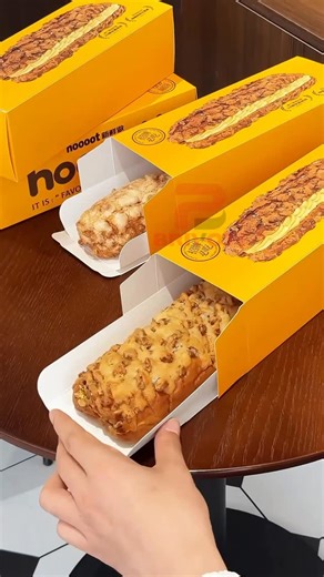 Anna on Instagram: "What a beautiful drawer bread box🤩🤩 #cakebox #cake #bakery #customized #bread"