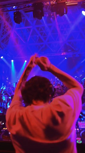 Dancing with Style: A Captivating Performance