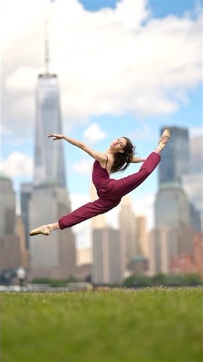 love is kind slow motion ballet jump💥 #shorts #ballet #dancer #trend