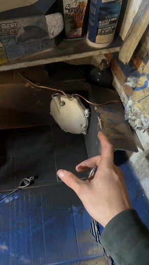 43K views · 439 reactions | Here’s how to powdercoat in the most basic way!  Stop using spray paint, this is alot better and s | Darzrt | Facebook