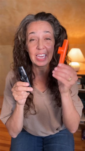 5 reasons why kazoo is the best instrument 😉 | Molly Whuppie Music