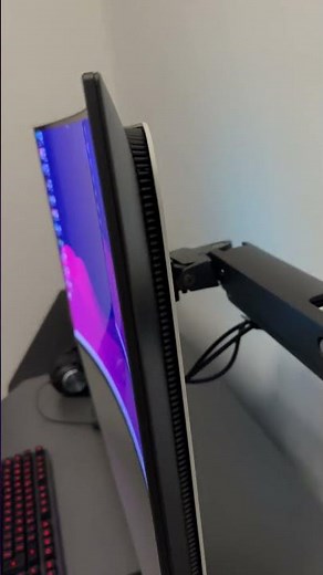 Alienware 4K QD OLED Gaming Monitor AW3225QF