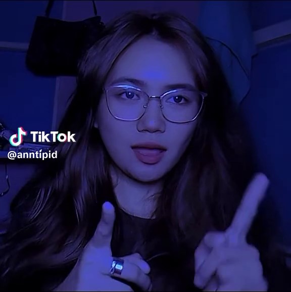 DO RE MI TUTORIAL ✨ 1. choose your filter and lipsync until the end 2. crop to 1:1 3. cut to 5.2s and stretch the second part to 7.9 4. Timing it #doremi #tutorial #doremichallenge