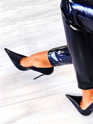 The masterpiece of our collection. ❤️👠 #1969Boutique #MadeInItaly #HandmadeLuxury #ItalianStyle #StilettoHeels