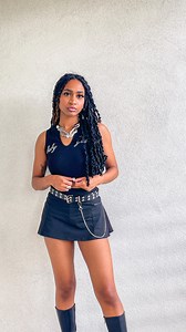 Anjie 🖤 on Instagram: "all i know is bungee gum possesses the same properties of both rubber and gum 🙂‍↕️ #animememes #animememesdaily #hunterxhuntermemes #jujutsukaisenmemes #jjkmemes #hxhmemes #bungeegum #animecommunity"