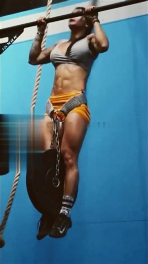 Perfect Pull Up Form for Beginners | Build Back & Biceps Shorts