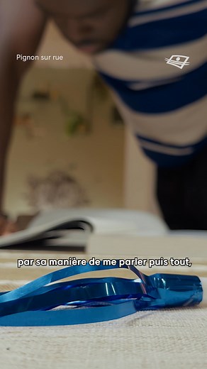 Niels s'est excusé à Sandrine. 💙 🔗Une nouvelle semaine de Pignon sur rue est disponible en ligne. 🏠 | Télé-Québec