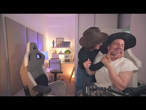 MARTIN CIRIO AND GABINO SILVA KISSING ON STREAM