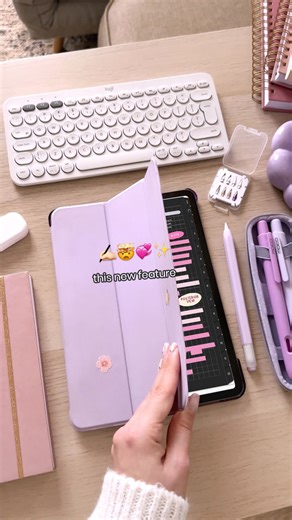 Kate | Digital Planning & iPad Tips on Instagram: "Finally! We can now lock images in Goodnotes app! 🤯💞✏️ Comment NOTES below and I will share with you the link to the notebooks and font I use here✍🏻🥰 I was waiting for this new option forever! Now you can lock any kind of image in your planners and notes! 😍 Using my new Pink/Dark Mode Notebooks and my Handwritten Font: Kate’s Journal and Kate’s Notepad (both available in my shop) in @goodnotes.app ✧･ﾟ 📓Planner: @madetoplan Pink Mode Notebo