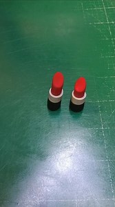 Hoe to make fondant lipstick / makeup cake / cake topper #fondant #lipstick #makeup #cake