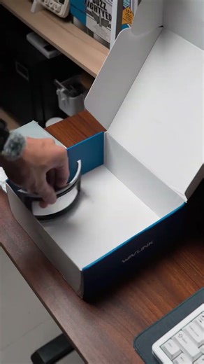 Unboxing WAVLINK USB-C 4K Dual HDMI Docking Station! 🌟