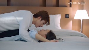 3.1M views · 31K reactions | On their wedding night, the CEO and Cinderella were so sweet 新婚之夜，总裁与小娇妻太恩爱了 | 一起追剧吧 | Facebook