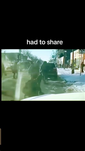 This is new. Video showing ICE planting the Magazine round on Pretti” -Threads Post @abstract_artist_troy_t | Catherine Rust