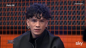 La Semifinale si avvicina, nessun concorrente può permettersi di abbassare la guardia 😵 Il Daily di #XF2021 alle 19.30 su Sky e NOW | X Factor Italia