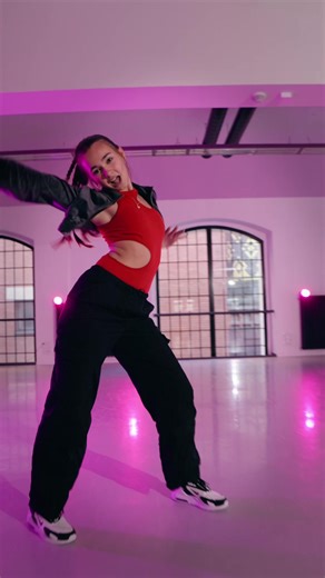 Dance to 'Exes' by Tate McRae: A Memorable Routine