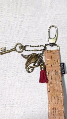 Cork Wristlet Keychain, Heart Key Charm, Boho Cottagecore Strap - Etsy