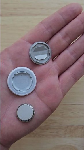 How to change an Apple Air Tag battery. The easy way. Not tools required!!!