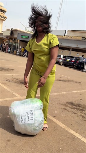 Vos tuniques de qualité sont là mes gens…