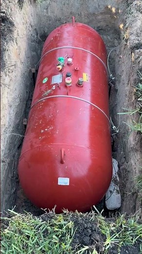 Installing a 250 gallon propane tank to fuel a new 26 kW Kohler generator in Naples, Florida