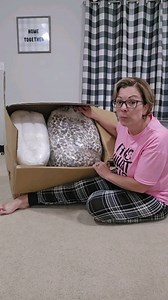 36K views · 403 reactions | Human Dog Bed Unboxing #unboxing #tiktokshop #amazonfinds #amazon #julydeals #dealsforyoudays #musthave #review #fyp #foryou #livingmybestlife #dog #animals #bed #huge https://amzn.to/3zNT43J | Living My Best Life 4 Me | Facebook