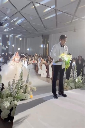 Welcome to the beautiful bride 👰‍♀️🎉 #wedding #beautiful #love #welcome #party #amazing