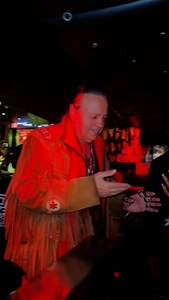 5K views · 262 reactions | I was given the beautiful nickname “LAULA” right here in London  by the amazing owner of the lounge @cirospomodoro ❤️❤️❤️ Forever grateful for this special name. ✨朗殺 | Larondo | Facebook