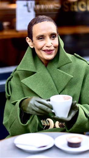 Copy. Paste. Repeat. I’ve seen a lot of posts about things people are leaving in 2025. This look is not one of them! Winter is all about “The Coat!” It’s minus degrees outside in the UK so it’s definitely coat season! If you get everything else wrong, the only thing people are really clocking is your outer layer. Because we are not taking it off for long! This was a look I put together in December 2023 with a coat I purchased @insidejigsaw for my birthday that year. It is a classic. One of my fa