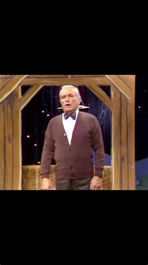 s5e8 12/22/79 Host Ted Knight #snlclassic #snl #snlholidays #saturday...