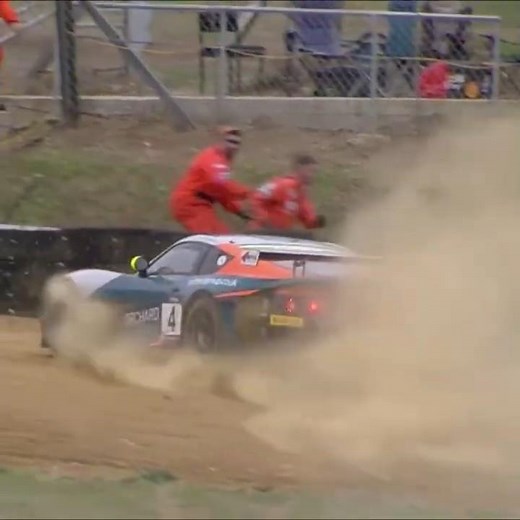 Oliver Fordham Crash: Protyre Ginetta GT Brands Hatch 2025