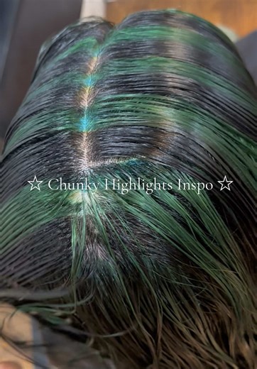 Green Chunky Highlights for a Fresh Look