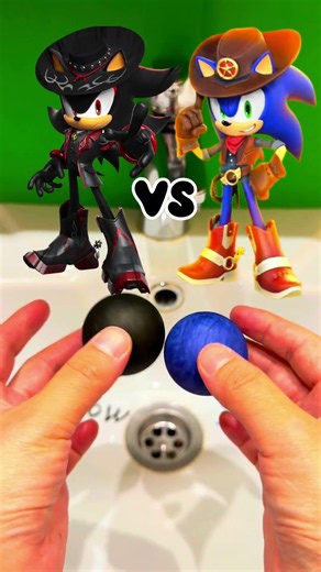 Shadow vs Sonic who is stronger?💪⚡️ #sonic #youtubeshorts #gaming #battle #shorts #vs
