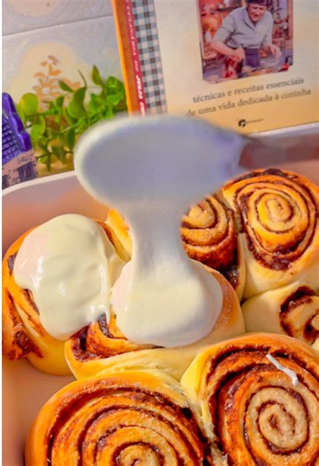 Receita cinnamon roll 🍃☕🍄 #cinnamonroll #food #baking #diy #recipes | cinnamon rolls