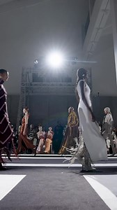 The stripes, those representing a new beginning or intertwining to create a drawing. Those to be respected, but also to be broken. Missoni Fall Winter 2024 reinterprets the iconic pattern of the stripes through a freedom of shapes and movements. Creative Director: Filippo Grazioli Stylist: Imruh Asha Casting: Ben Grimes Hair: Jawara Wella Professionals Italia Make up: Diane Kendal KIKO Milano Original sound: Populous Rocco Rampino #Missoni #MissoniFW24 | Missoni