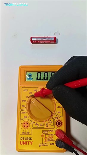 Is Your AAA Battery Dead? 🔋 Test It in Seconds with a Multimeter!