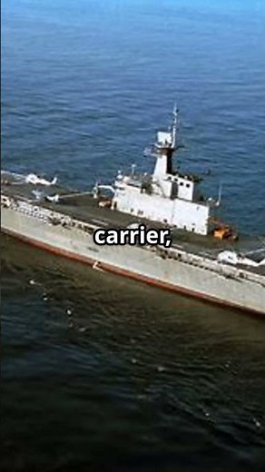 World’s Smallest Aircraft Carrier: Thailand’s Chakri Naruebet! 🚢✈️