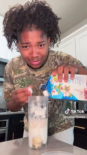 make a smoothie with me #makeasmoothiewithme #fyp