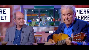 🎵 "Elle arrivait des Somalies, Lily Dans un bateau plein d'émigrés Qui venaient tous de leur plein gré Vider les poubelles à Paris" 🎵 | C à vous