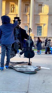 Cello-man Statue.#livingstatue