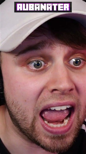 I WAS NOT Expecting This!😂🕳️#minecraft #minecraftfails #minecraftshorts #minecraftmemes #gaming